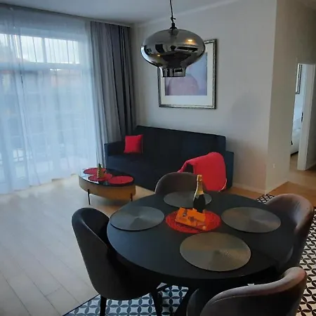 Apartment V1 *